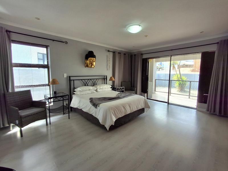 4 Bedroom Property for Sale in Britannia Bay Western Cape
